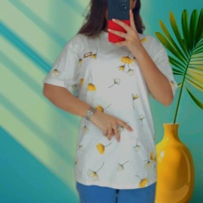 تیشرت طرح گل